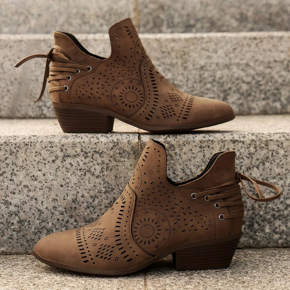Desdemona | Women's Cut-Out Block Heel Ankle Boots