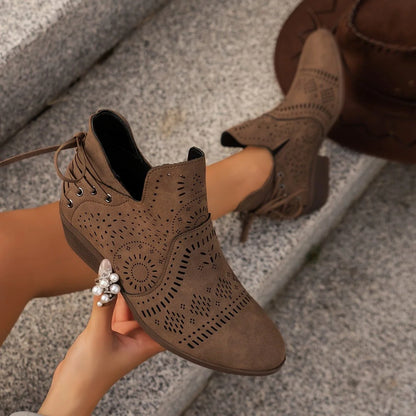 Desdemona | Women's Cut-Out Block Heel Ankle Boots