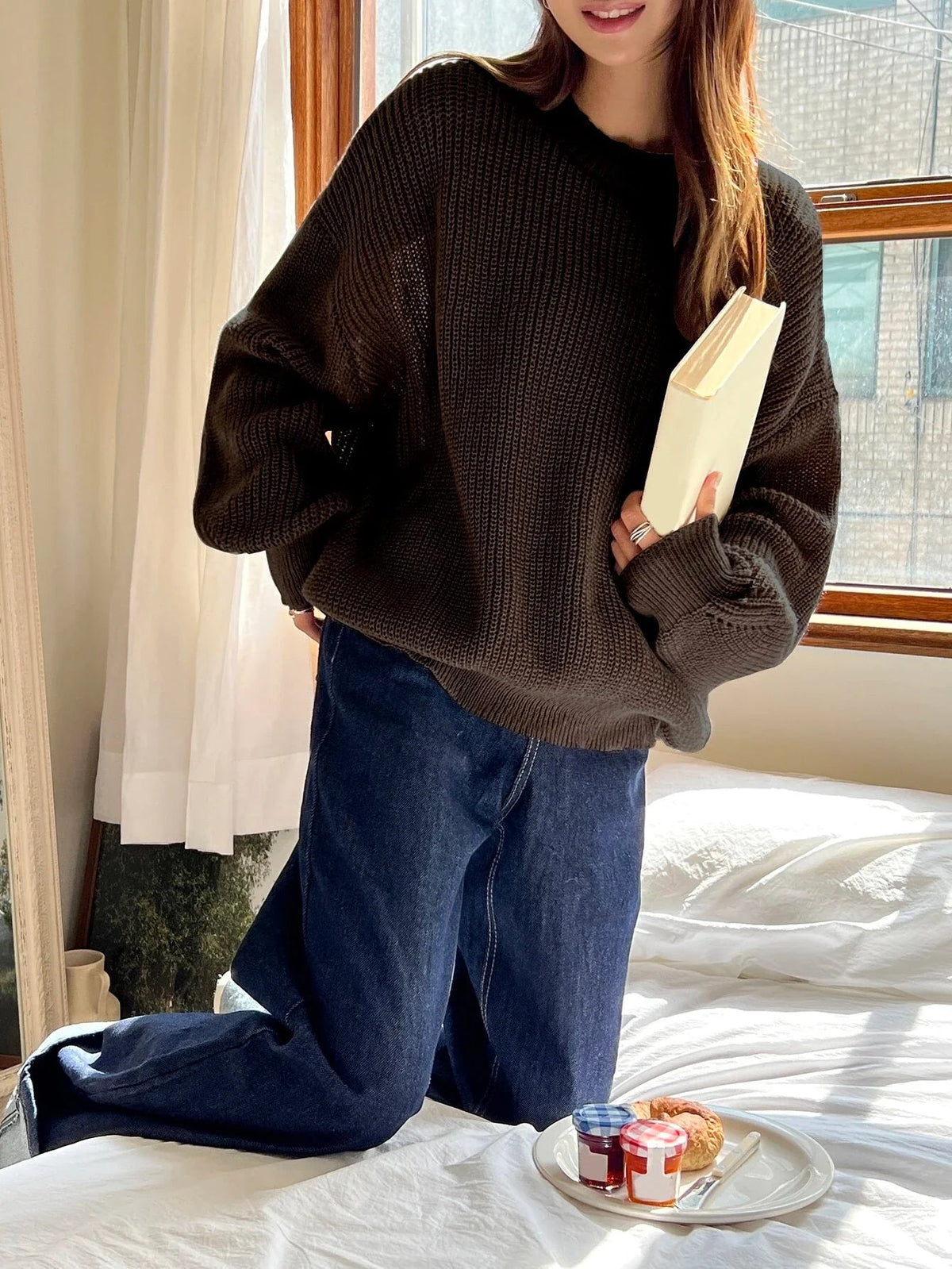 Elowen | Women's Oversized Knit Crew Neck Sweater