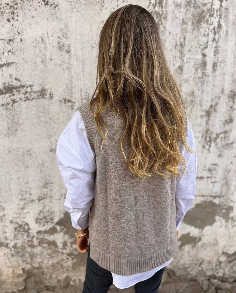 Lisette | Women's Oversized Knit V-Neck Sweater Vest