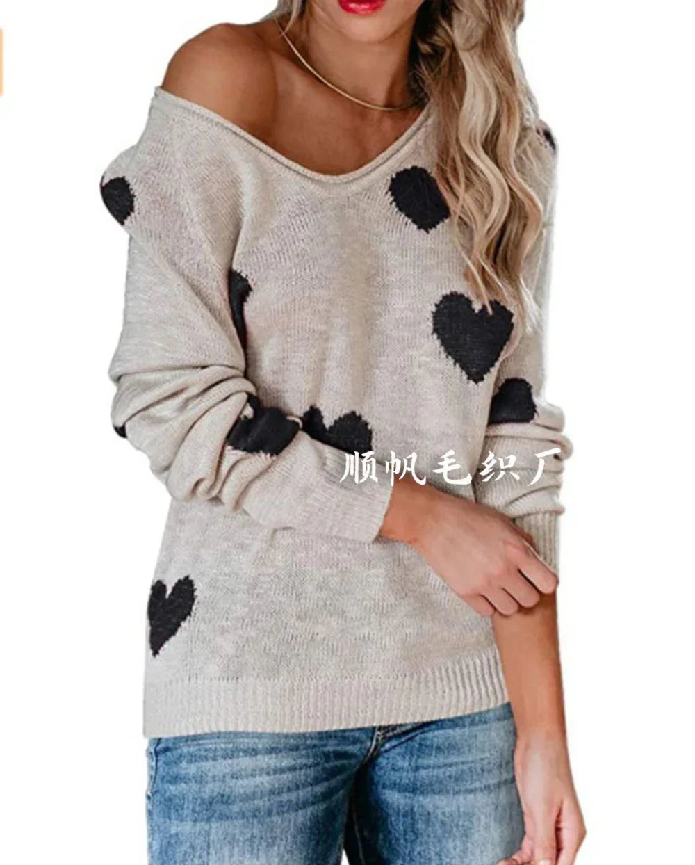 Rose | Women's Knit Heart-Print Christmas Sweater