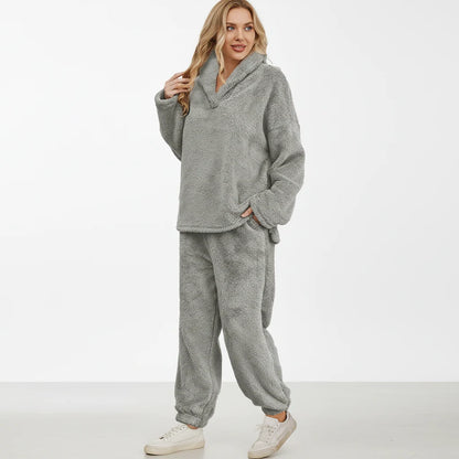 Willow | Women's Teddy Fleece Two-Piece Loungewear Set